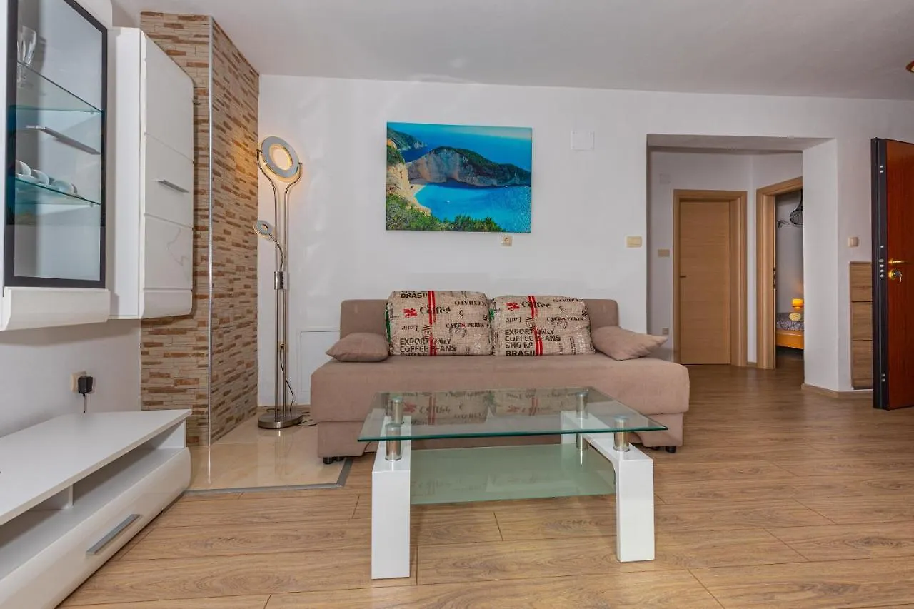 Apartman Sare