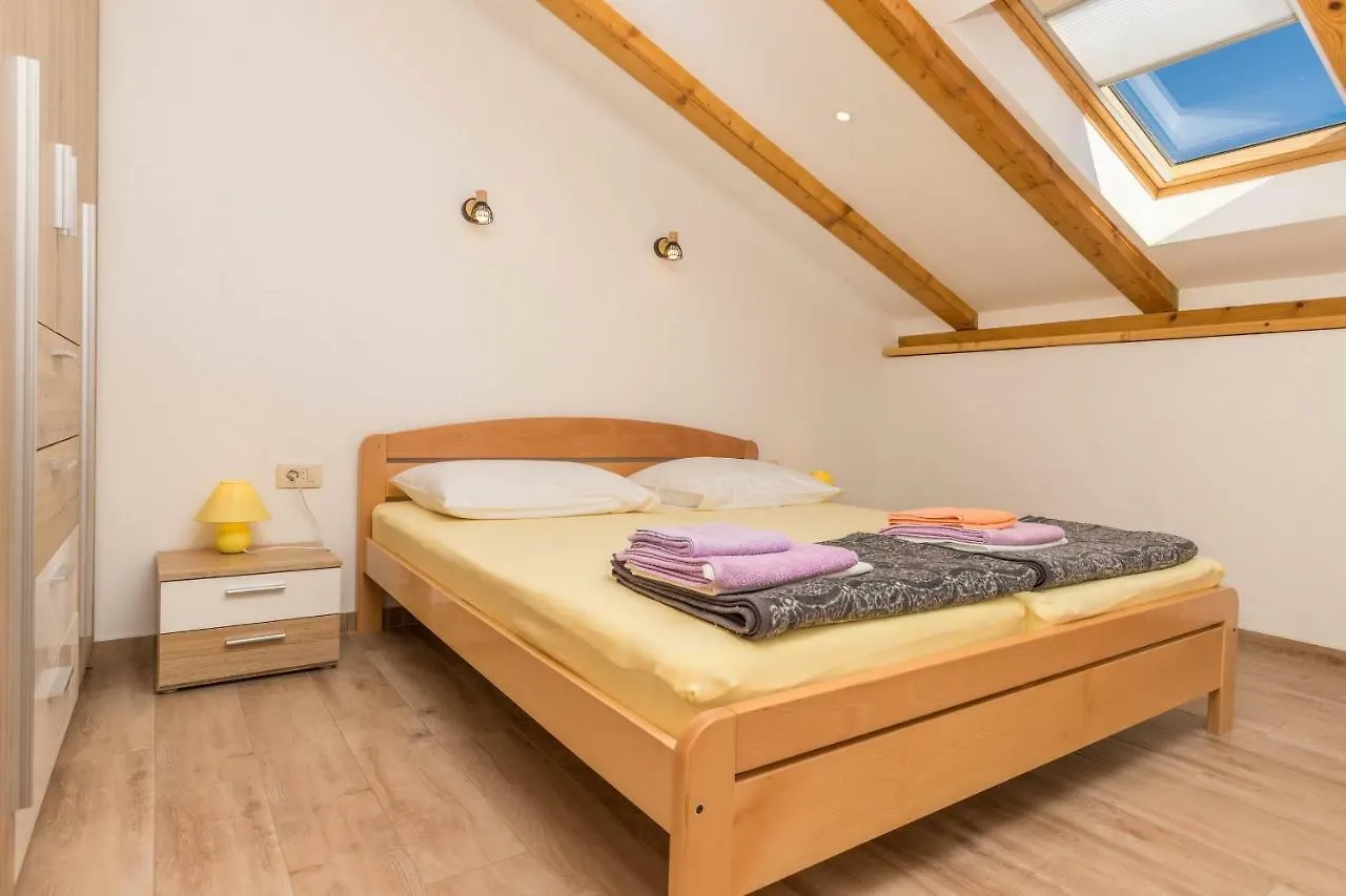 Apartman Sare